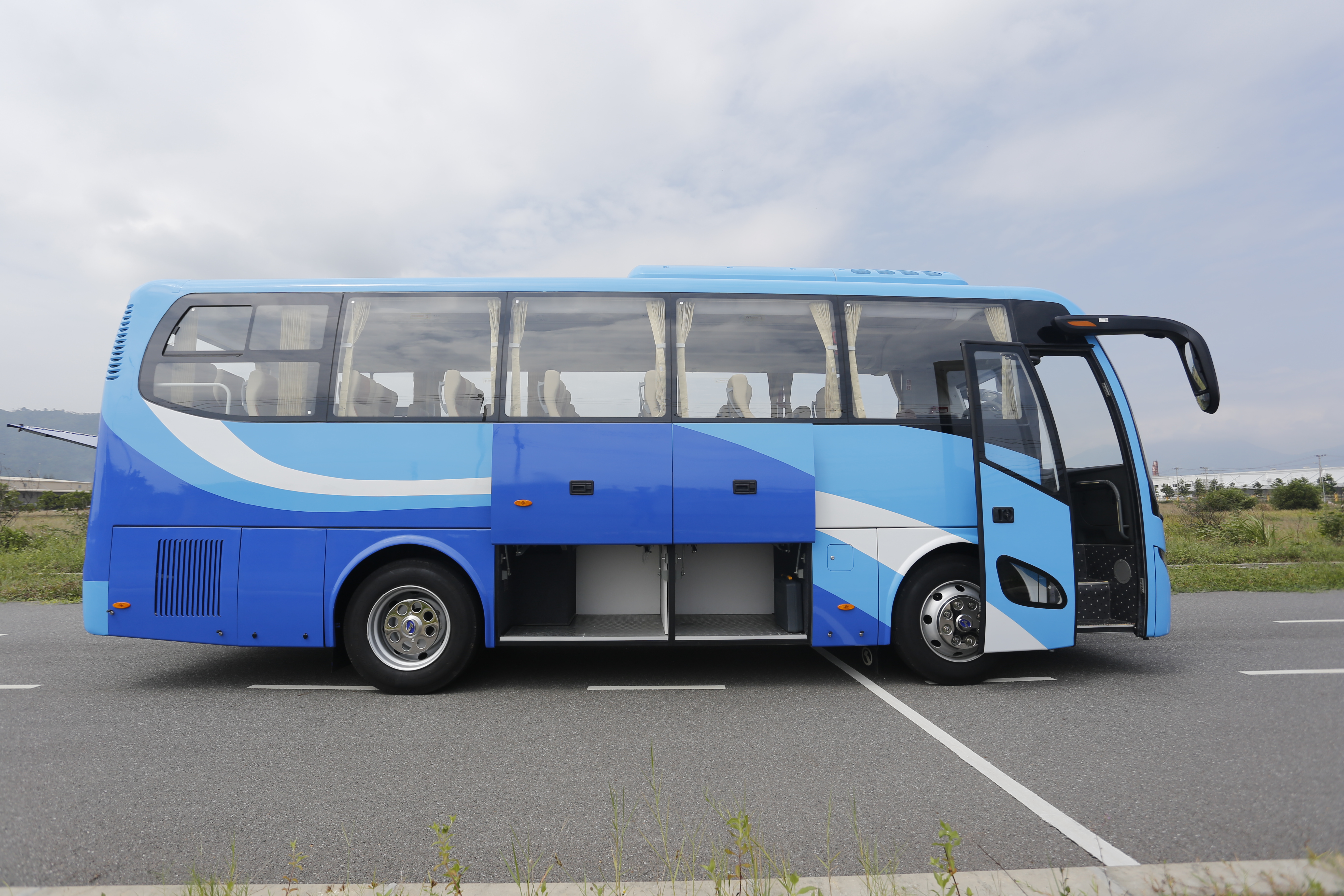 Xe KING LONG 29 CHỖ NOVA 82Y - 29SA